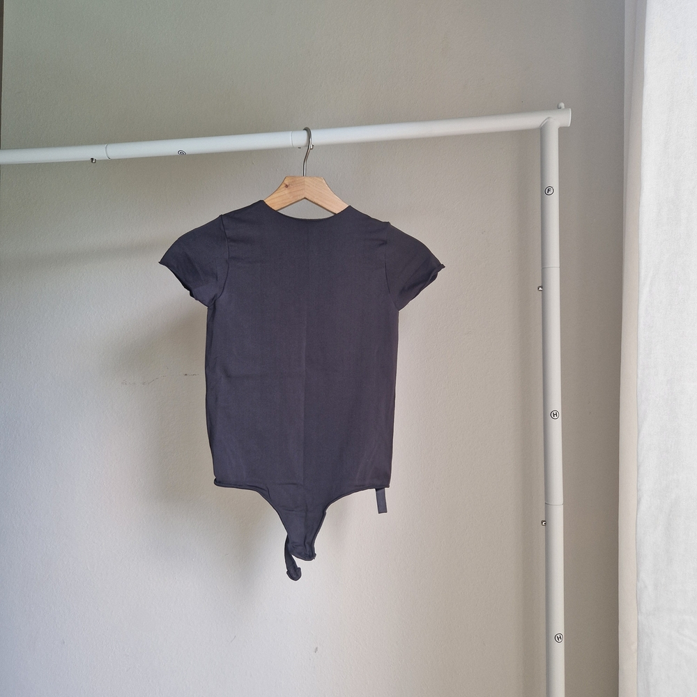 SKIMS Black Essential Short Sleeve Bodysuit